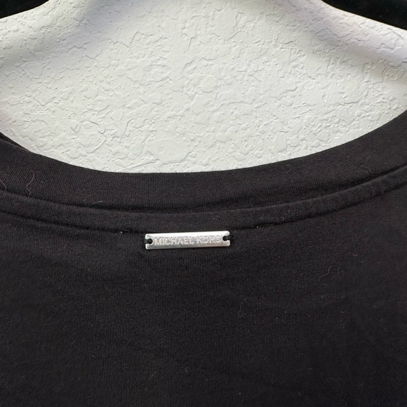 Black, dressy t-shirt with leather sleeves - Picture 4 of 4